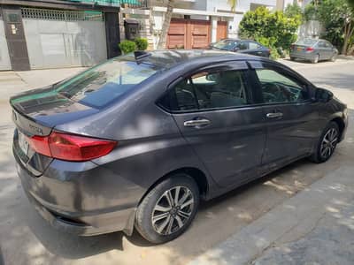 Honda city 1.5 Aspire modern steel color 9/10 color