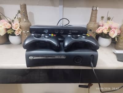 Xbox 360 with Kinect Controller and 2 Wireless Controllers