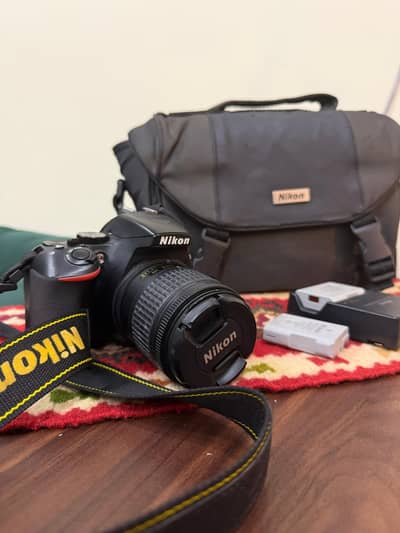 Nikon- D5300 |  Excellent Condition