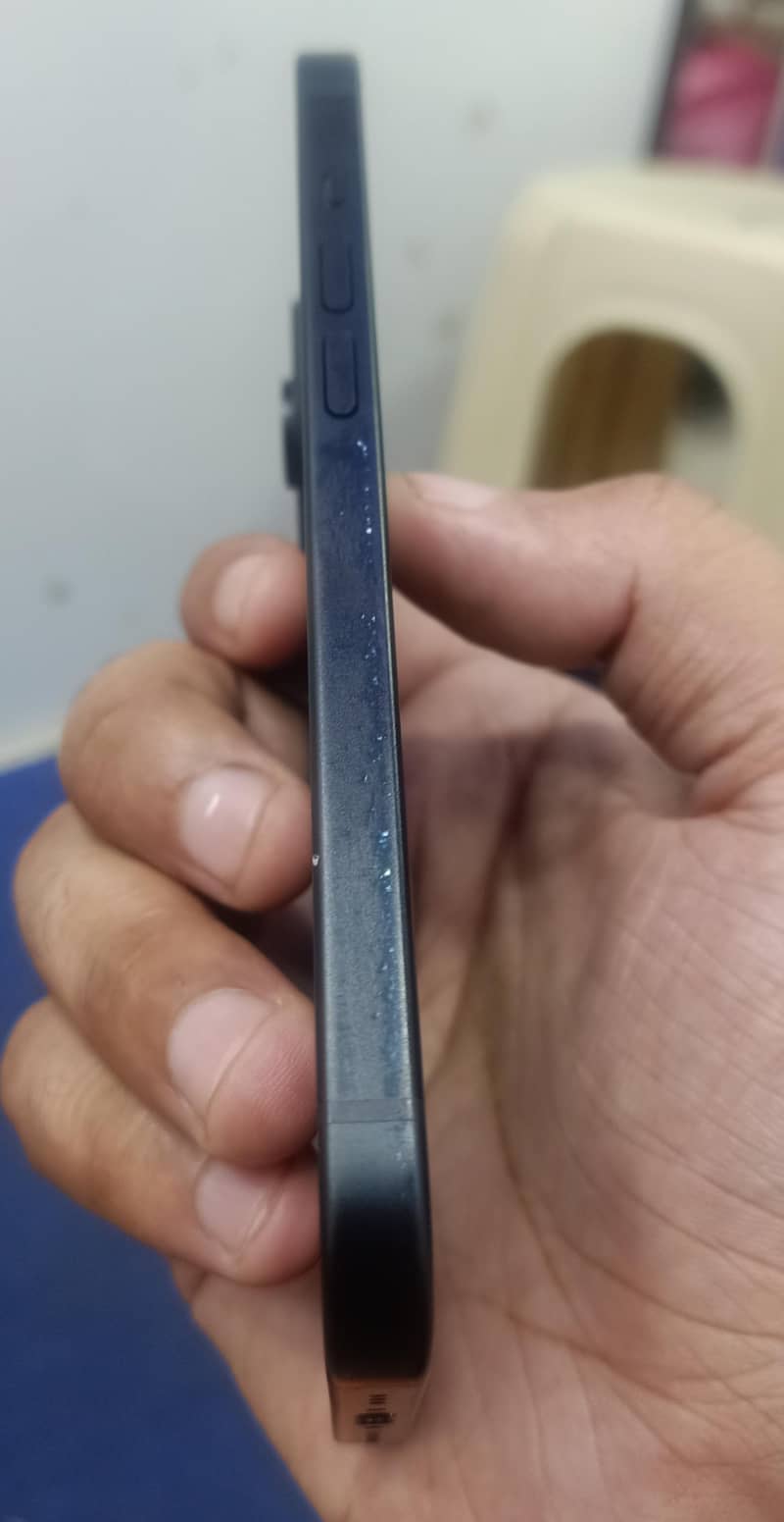 Apple iPhone 15 2