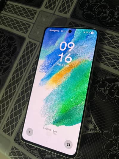 Samsung Mobile S21 FE