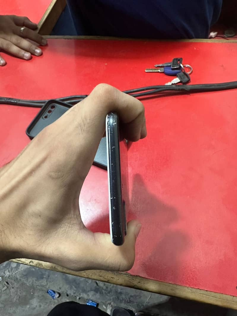 Apple iPhone 7 Plus 5