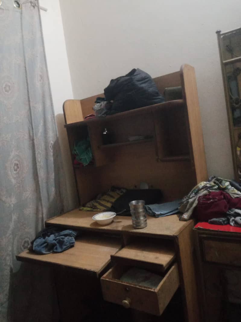 computer table 2