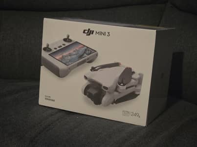 Dji mini 3 with lcd remote