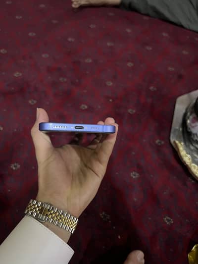 Apple iPhone 16 Plus