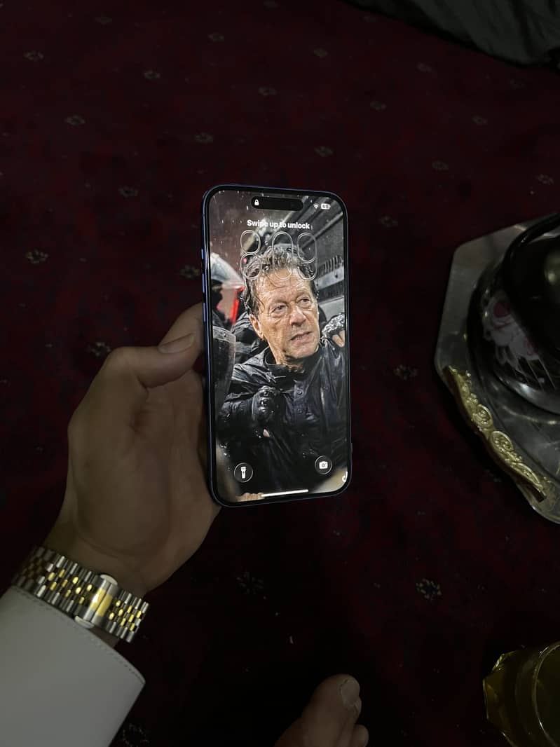 Apple iPhone 16 Plus 4