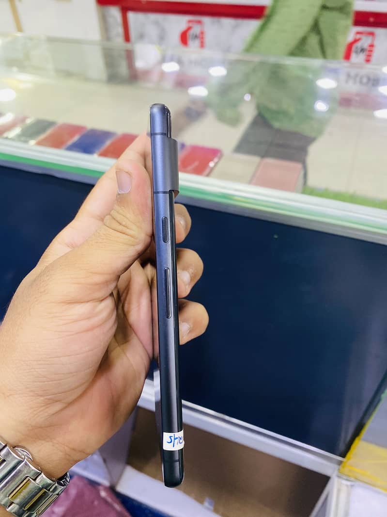 Google Pixel 7 3