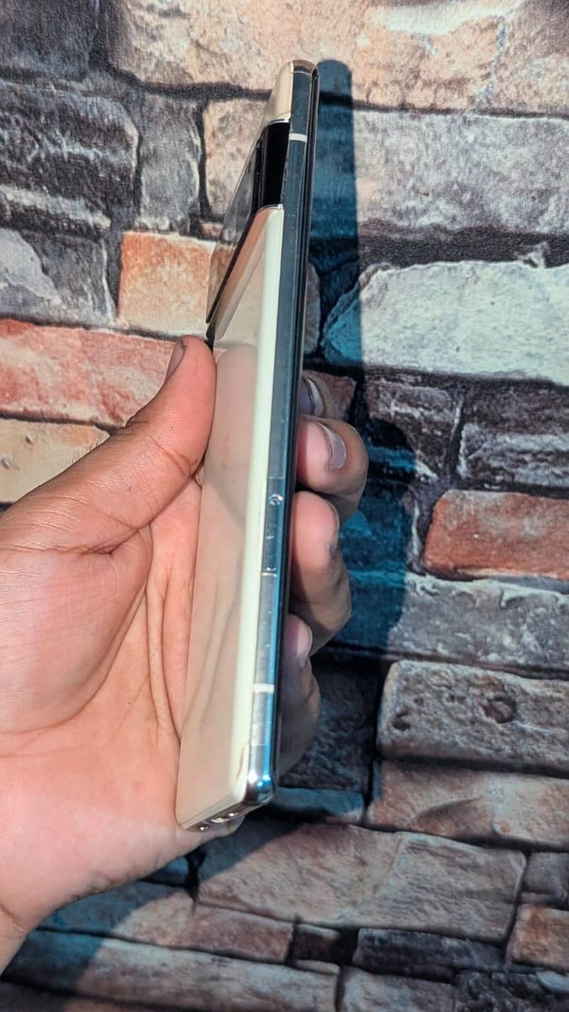 Google Pixel 6 Pro 2