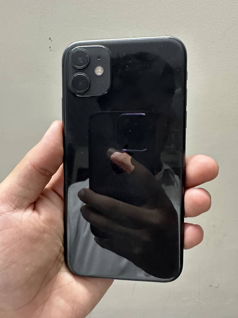 Apple iPhone 11 0