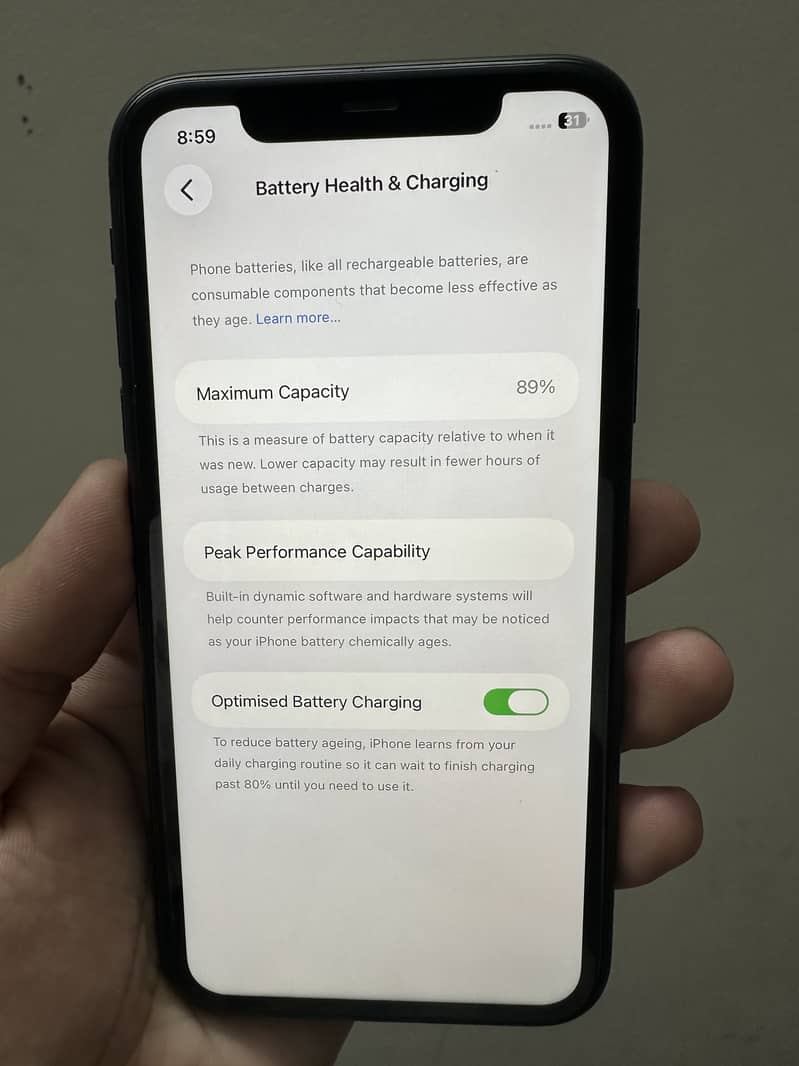 Apple iPhone 11 7