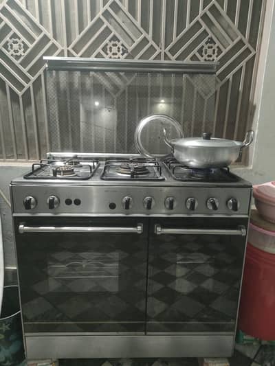 Cooking Range Glass Top 5 Stove, 2 Hot Case, Electric Sparking Start