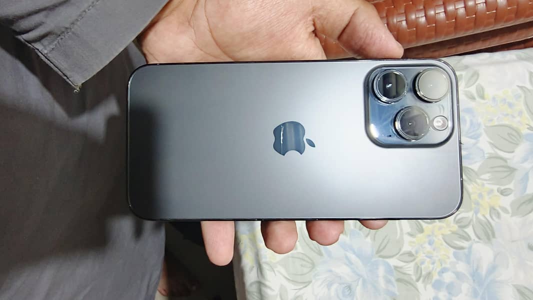 iphone 14pro max 1