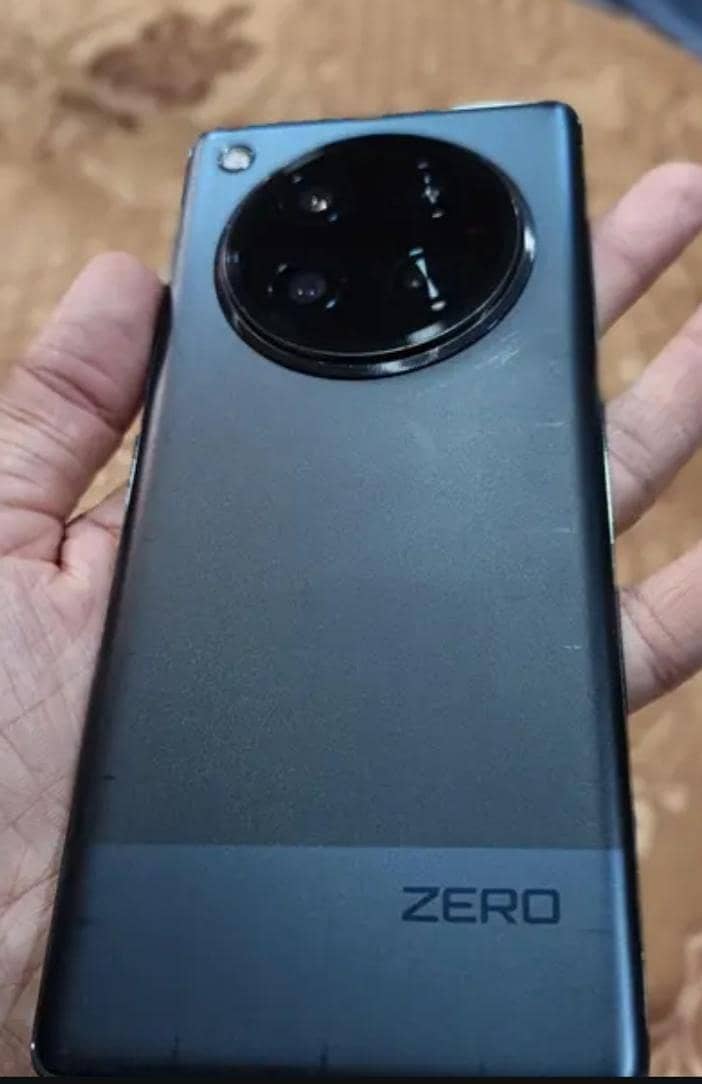 Infinix Zero 40 1