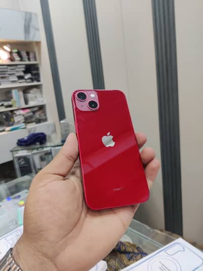 Apple iPhone 13