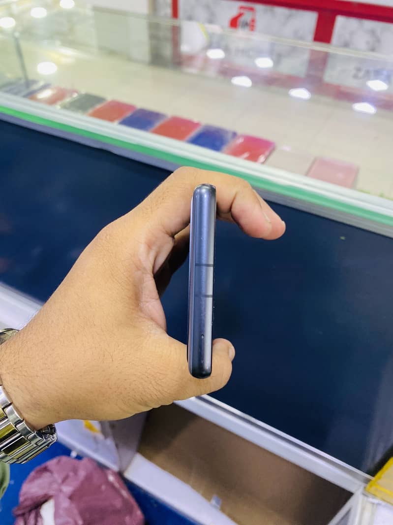 Google Pixel 7a 2