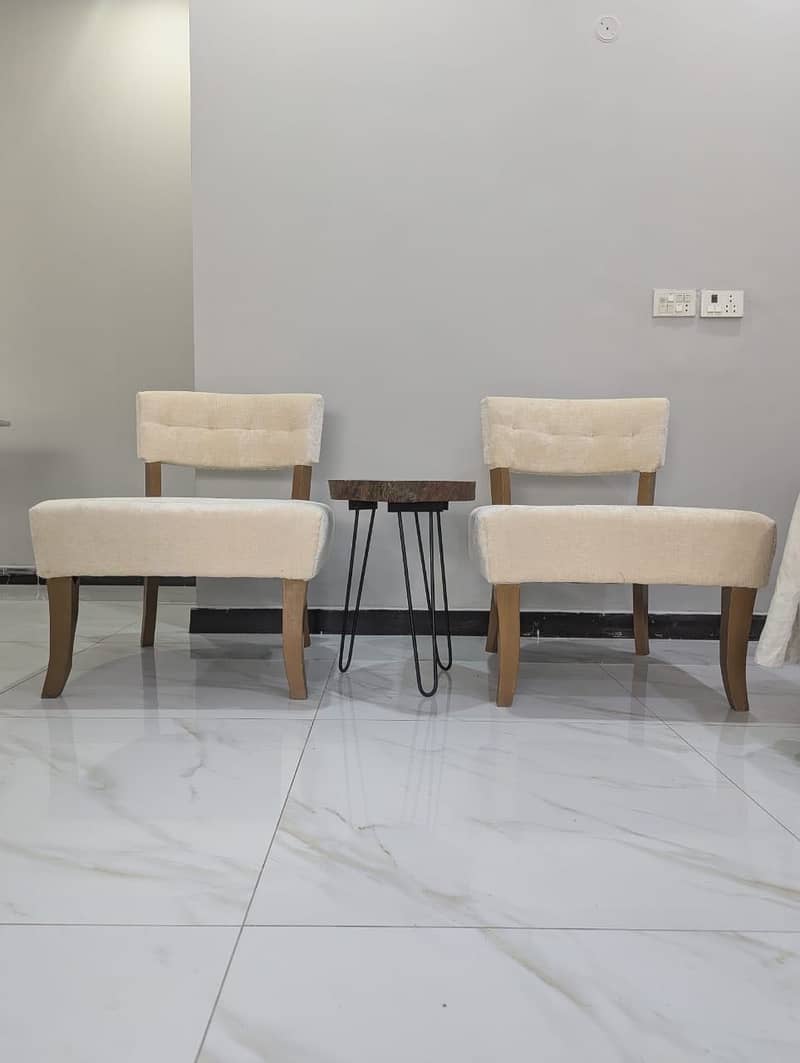 Chairs with table (Set) 0