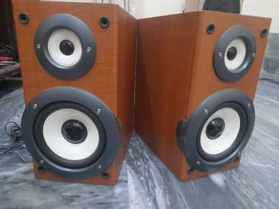 Hitachi 2 way bookshelf speaker