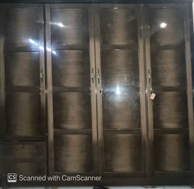 Bedroom Set for Sale – Excellent Condition (10/10)