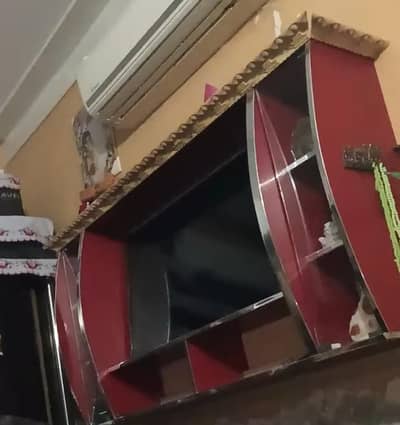 Wooden Almari for Led 43"