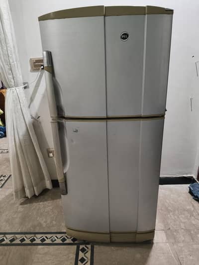 Pel refrigerator 8/10 condition