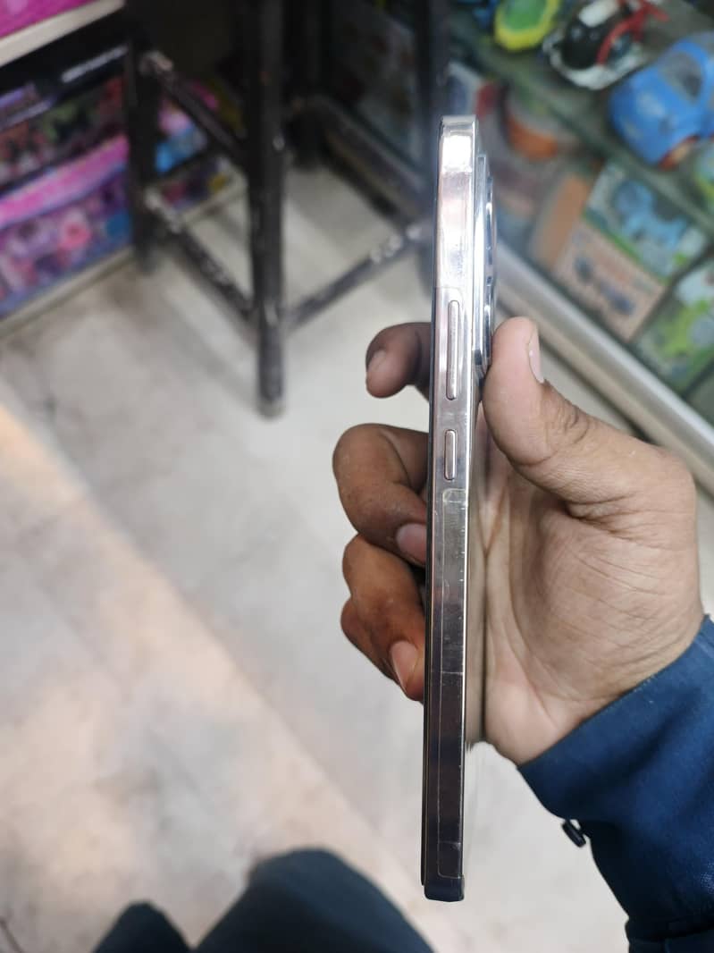 Infinix Note 40 3