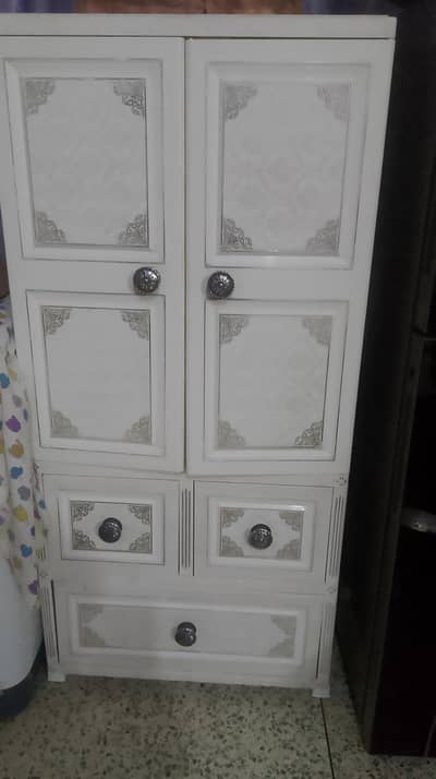plastic cupboard. best in condition