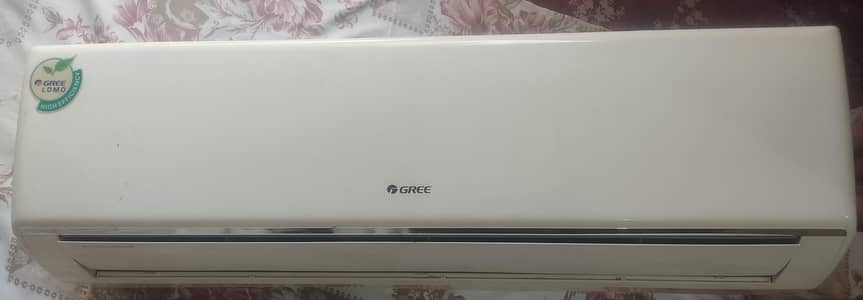 Gree Used Brand New Condition Ac For Sale Only Seriousl Costumers Call