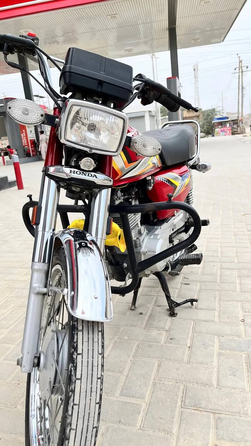 Genuine condition & Tracker Installed 10
