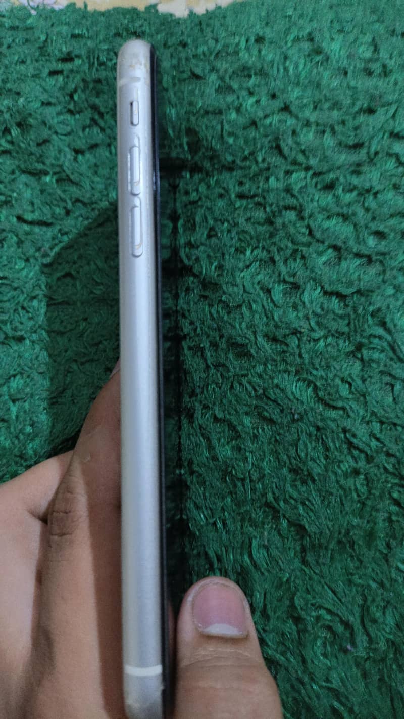 Apple iPhone 11 7