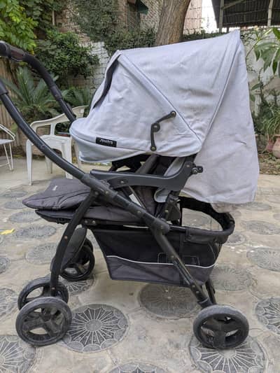 Juniors Baby Stroller – Excellent Condition