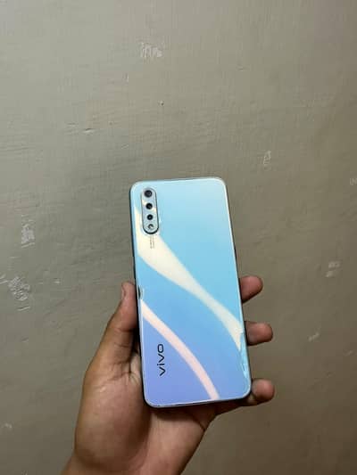 Vivo S1