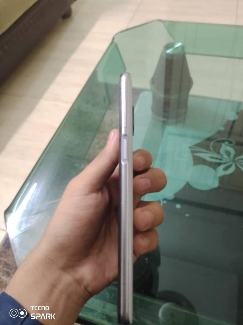 Xiaomi Redmi Note 9S 3