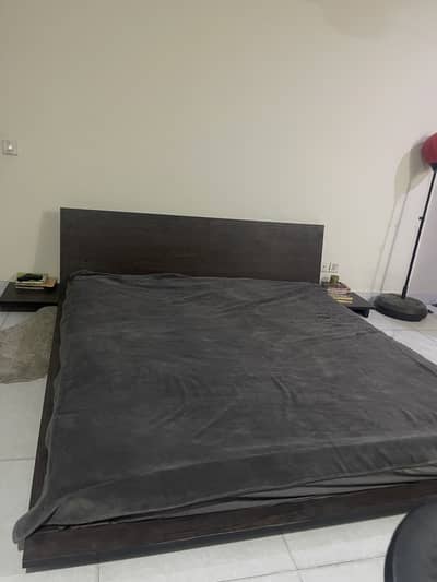 Habitt king size Floor bed with side table and mattress