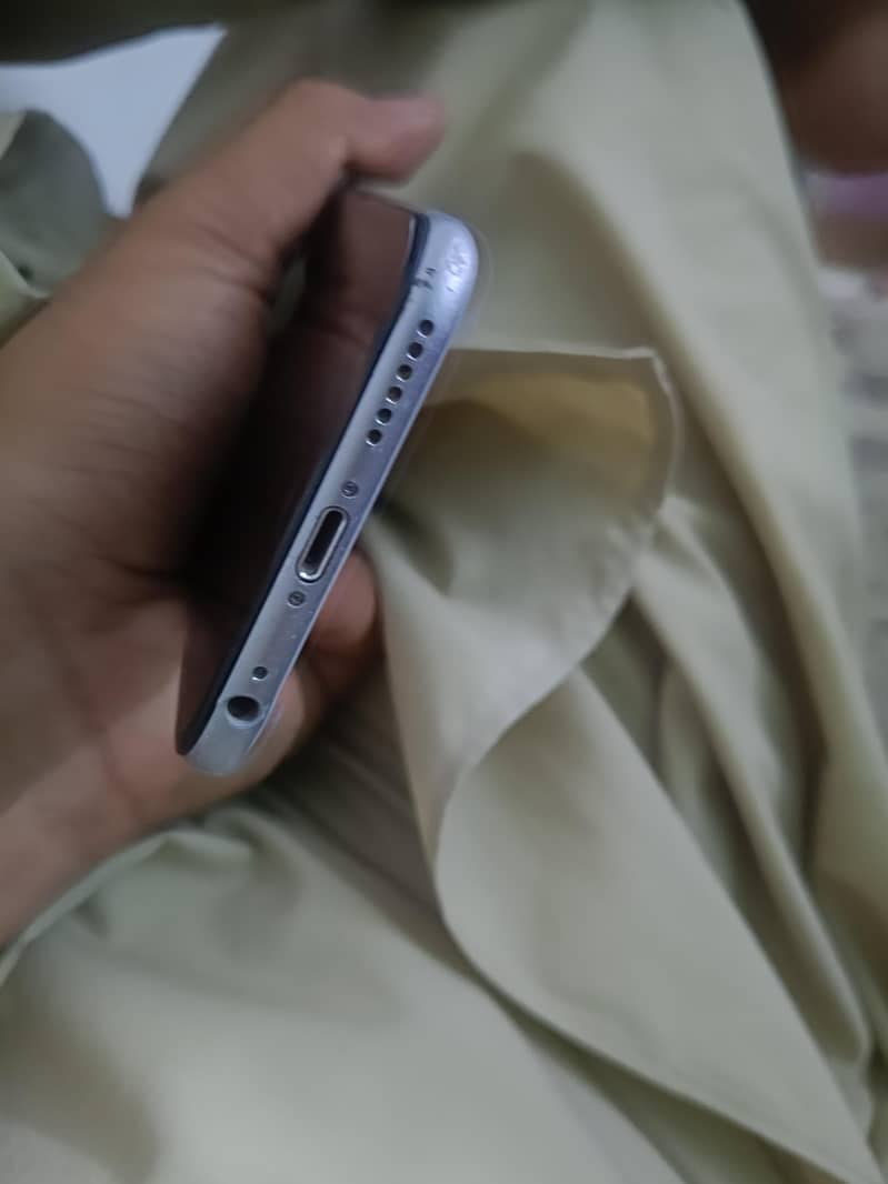 Apple iPhone 6 5