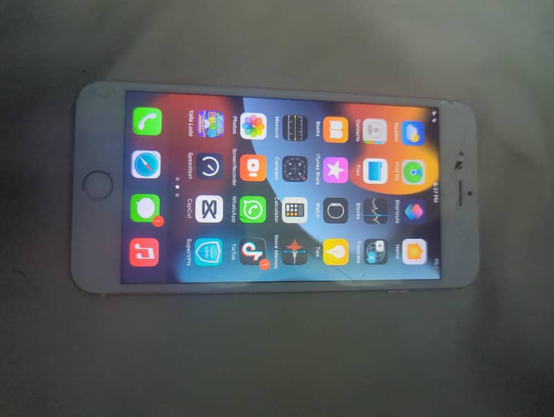 Apple iPhone 6 Plus 2