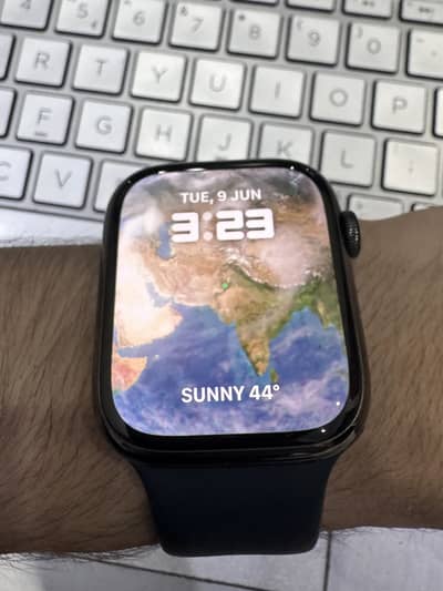 Apple Watch Series 8 45mm GPS + Cellular | 84% Battery Health |