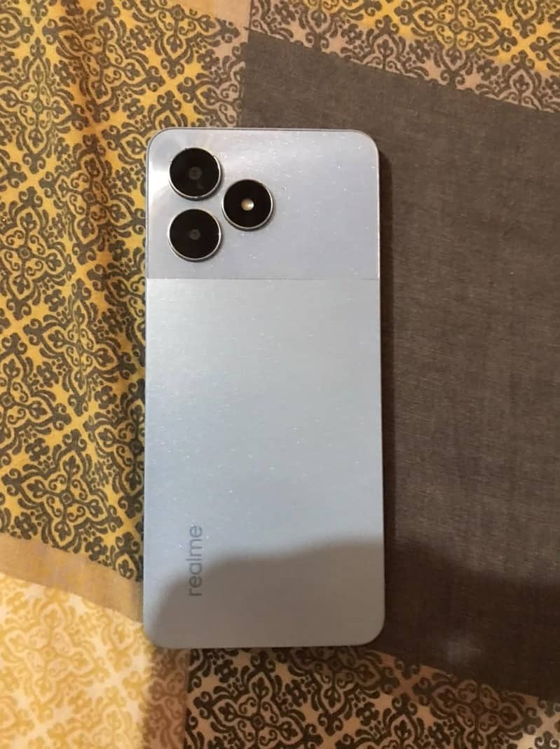 Realme Note 50 4