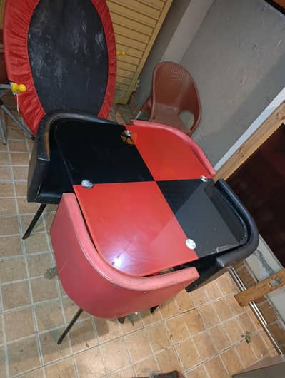 4 Seater dinning table in cheap price