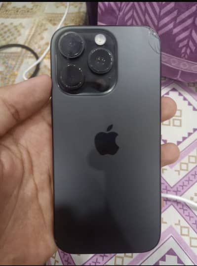 Apple iPhone 16 Pro