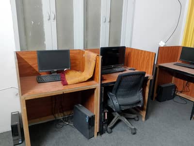 office cubicles urgent sale low price