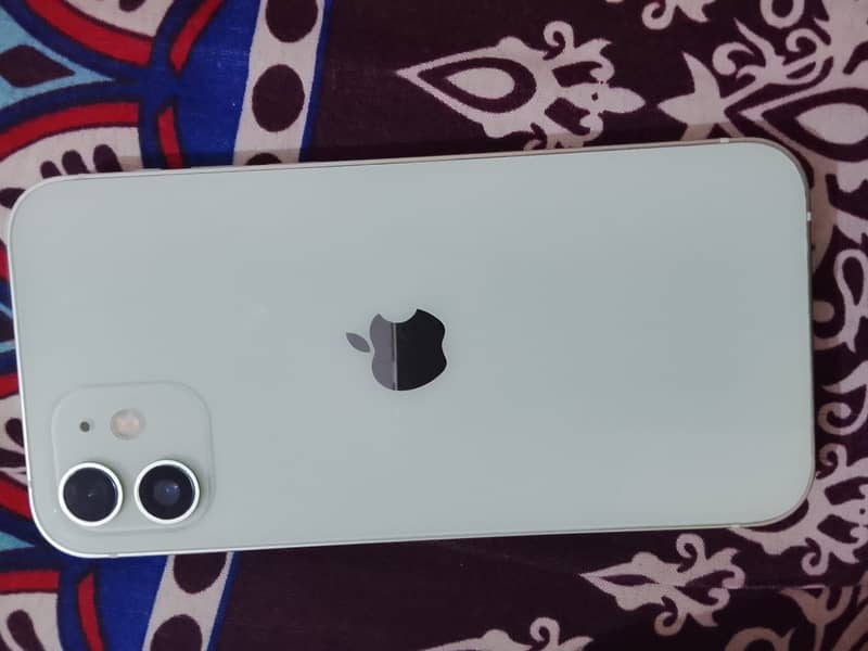 Apple iPhone 12 0