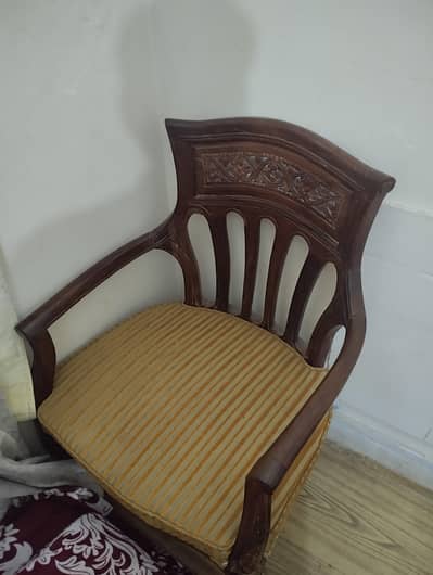 02 chairs