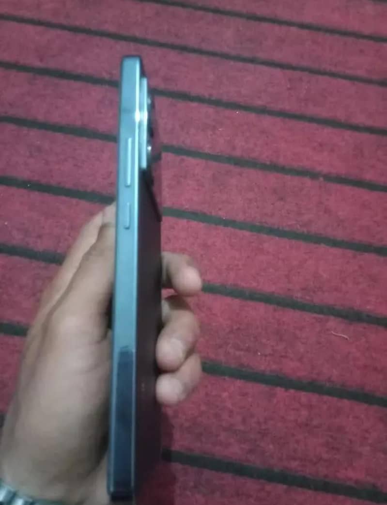 Infinix Note 40 5