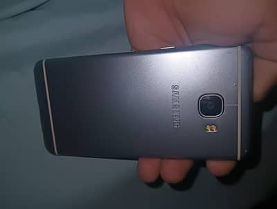 Samsung Mobile C5 4gb 32gb pta approved. . 03049999653