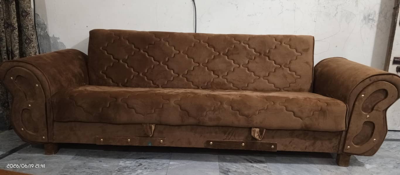 Sofa cumbed 0