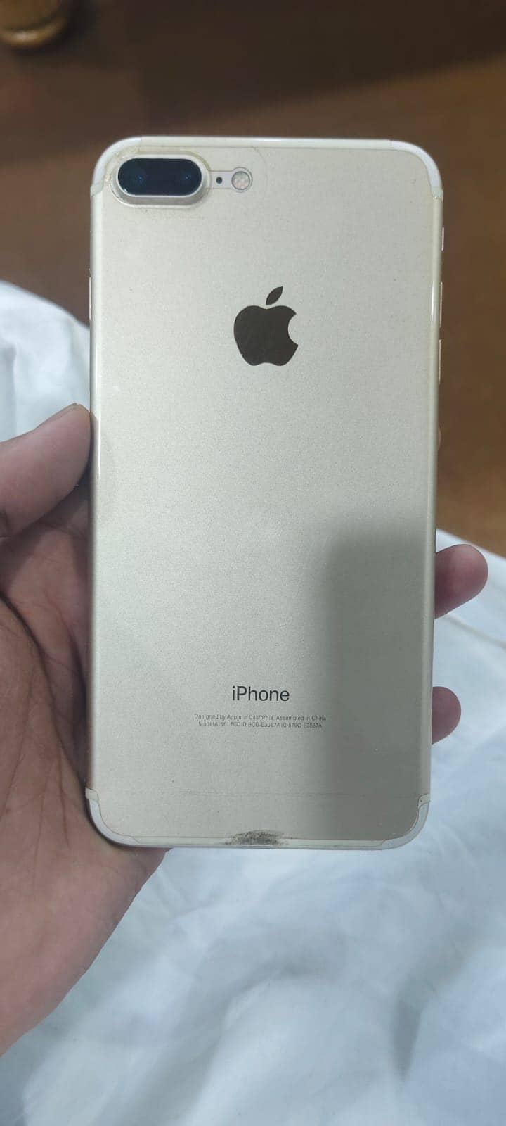 Apple iPhone 7 Plus 0