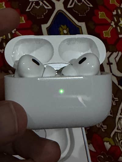 Apple AirPods Pro 2 2nd Generation  2nd generation Neat and clean pice