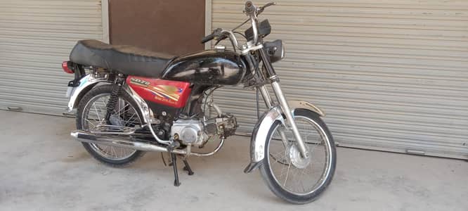 location sarai alamgir sa 10 mint ki drive pr gao nothia qureshian