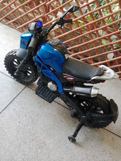 Kids Electric Bike with Music & LED Lights – Excellent Condition