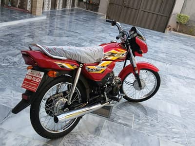 HONDA CD 70 DREAM 2025 JUST 1500 KM DRIVE NEW CONDITION